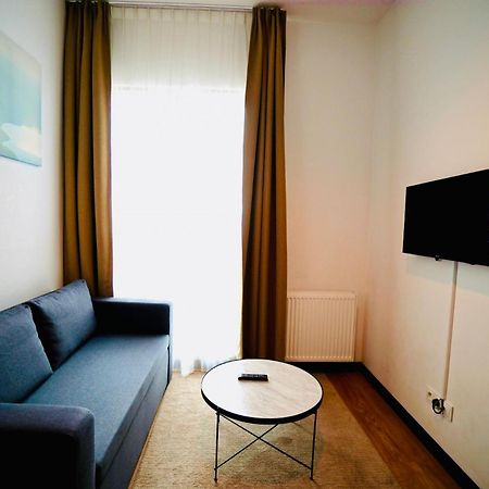 Bk Aparthotel Praga - National Stadium - Comfortable Apartment For 4 People Varşova Dış mekan fotoğraf