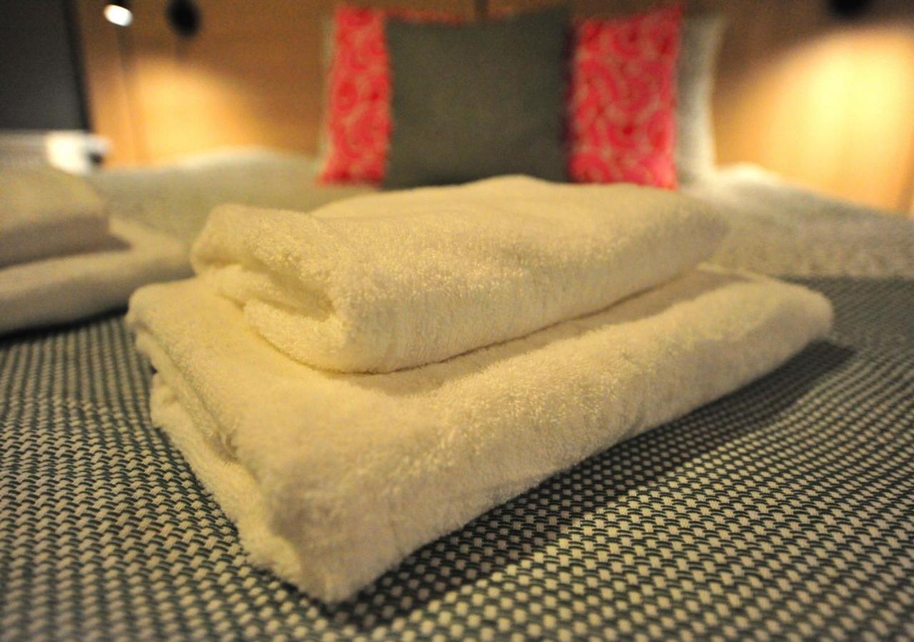 Bk Aparthotel Praga - National Stadium - Comfortable Apartment For 4 People Varşova Dış mekan fotoğraf